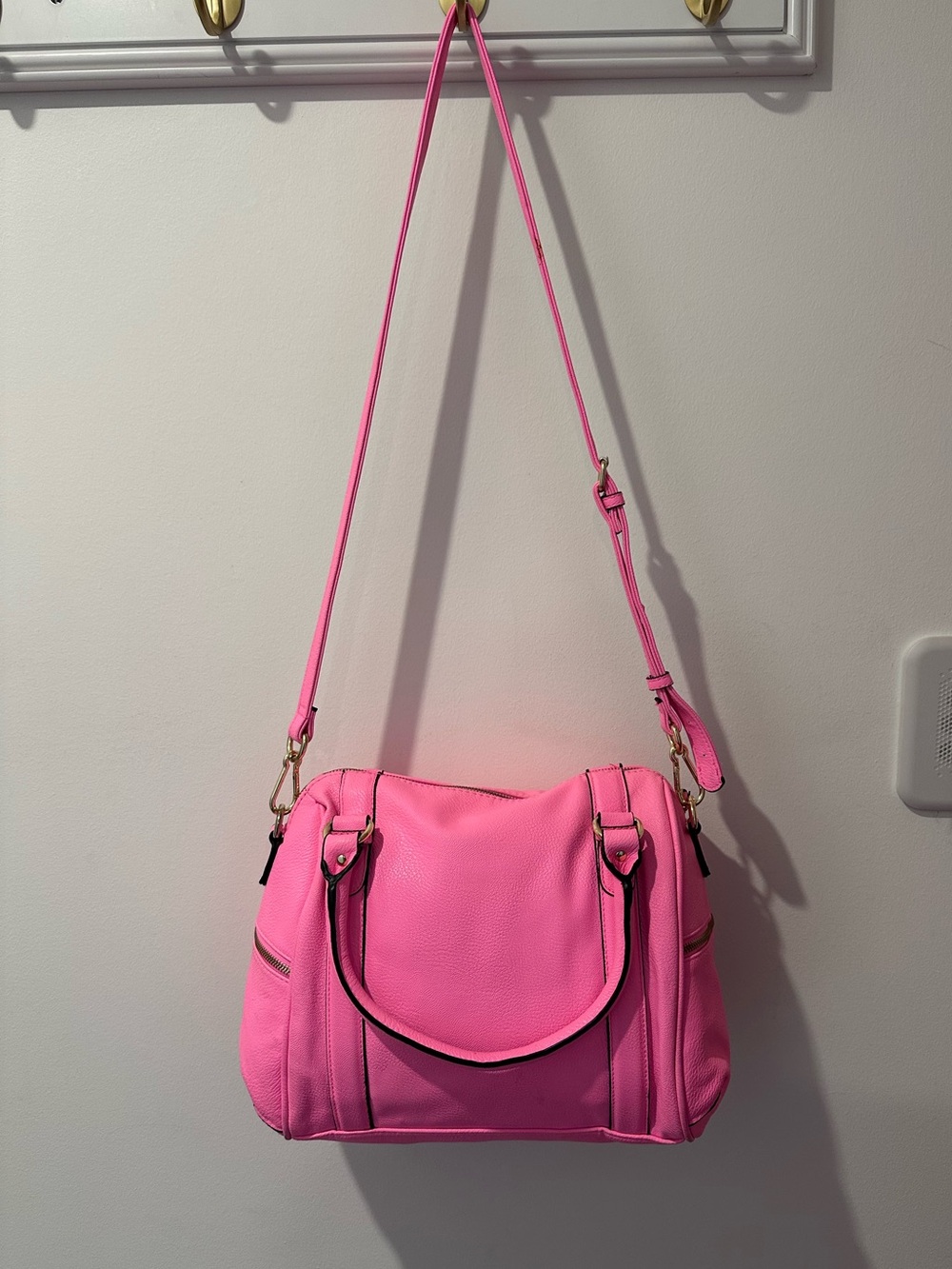 Merona Hot Pink Satchel Crossbody Handbag - Excellent Condition - Picture 3 of 8